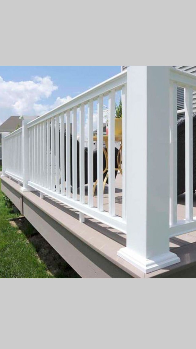 White aluminum railing